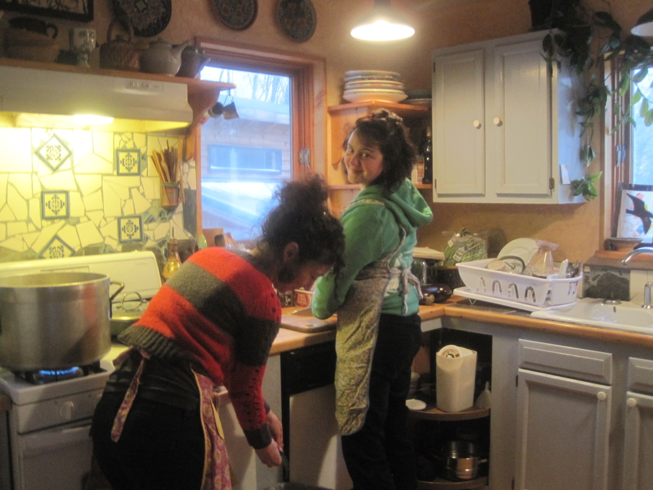 Maura and Asia Cooking for the Bunnell
