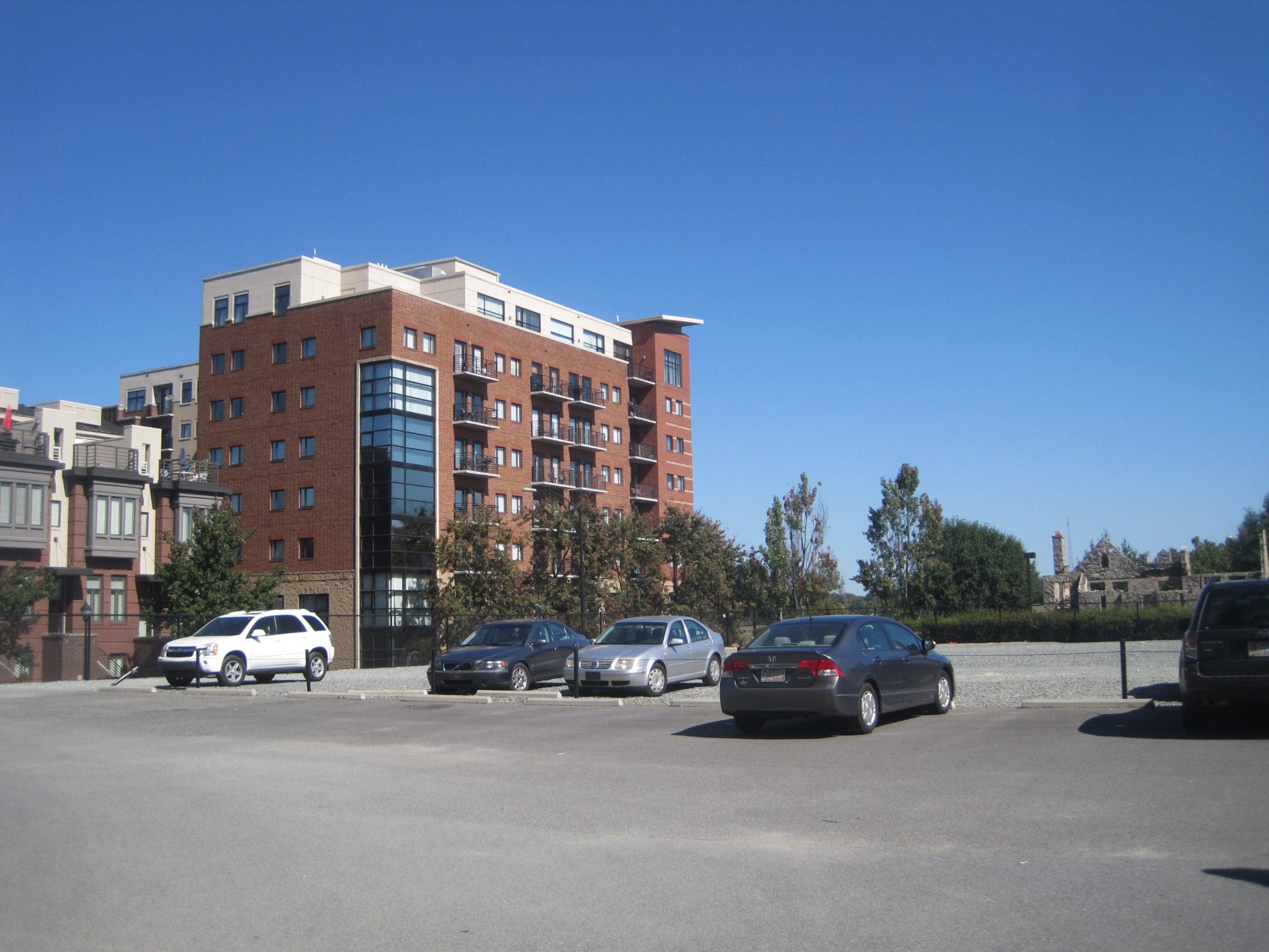 Maria Shell Uptown Commuter Bag