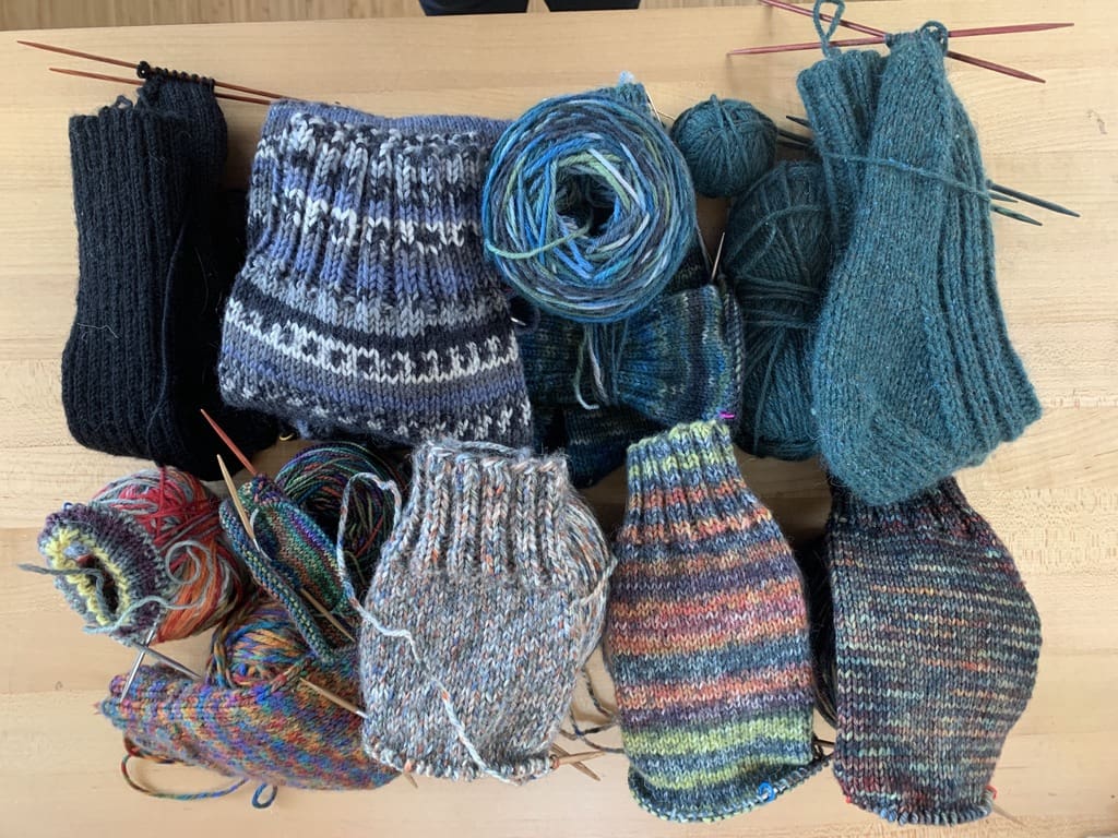 20A18305-54CF-42D1-8CB1-ACD3F8A0F25F_1_105_c